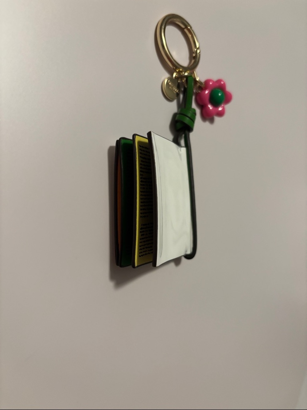 Kate Spade fresh picks magazine bag charm - Picture 7 of 8